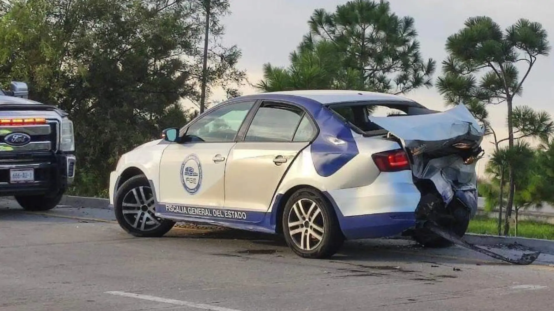 Conductor en presunto estado de ebriedad causa accidente doble sobre Anillo Periférico